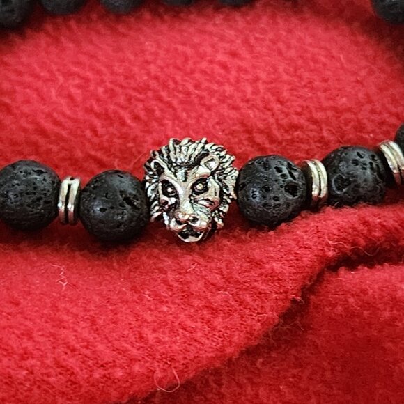 Leo Silver Plated Lion Head and Black Lava Stone Beaded Stretch Bracelet OSFM - Picture 4 of 16